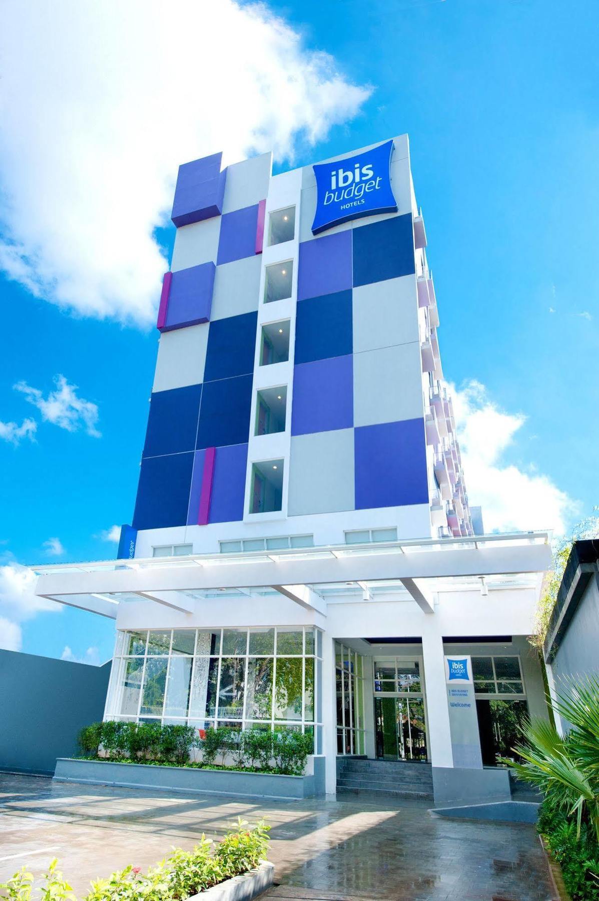 ไอบิส บัดเจ็ต ซมารัง เตนเดอัน Hotel เซอมารัง ภายนอก รูปภาพ